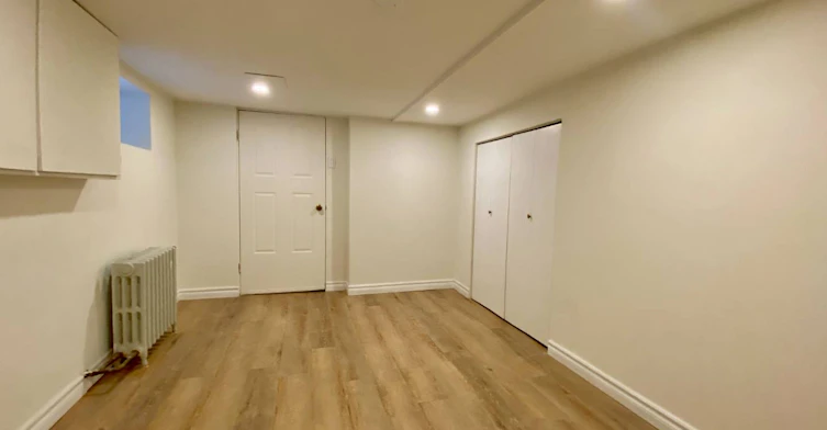 BSMT-38 Humberside Avenue, Toronto, ON, M6P 1J7 - 11