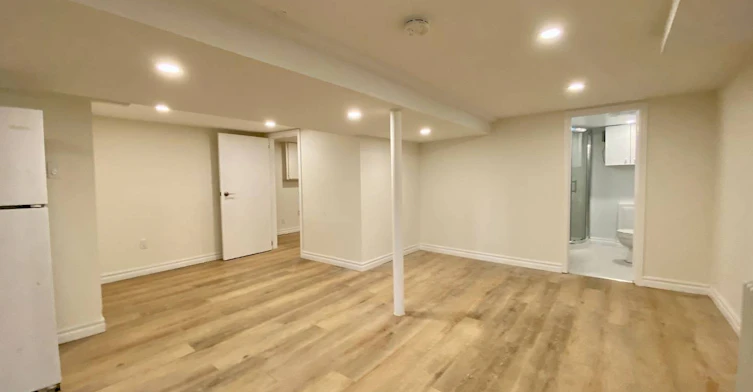 BSMT-38 Humberside Avenue, Toronto, ON, M6P 1J7 - 6