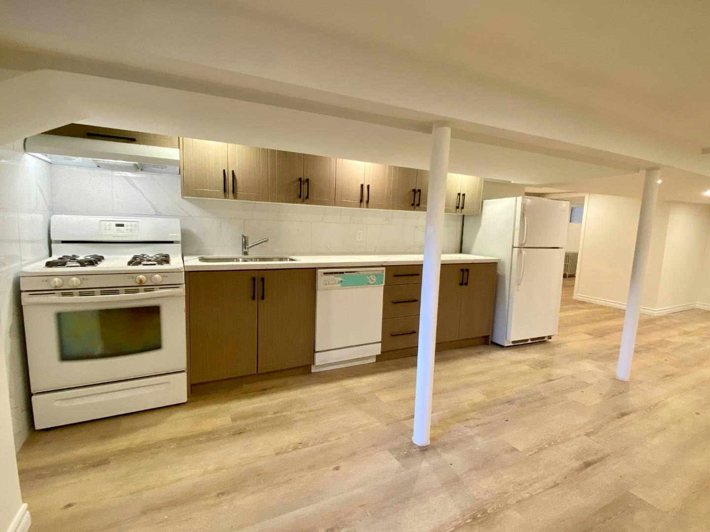 BSMT-38 Humberside Avenue, Toronto, ON, M6P 1J7 - 2