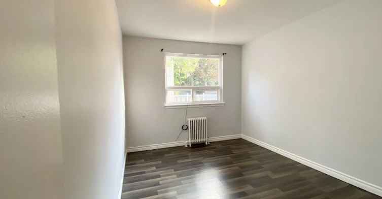 4-127 Scarlett Road, Toronto, ON, M6N 4K6 - 17