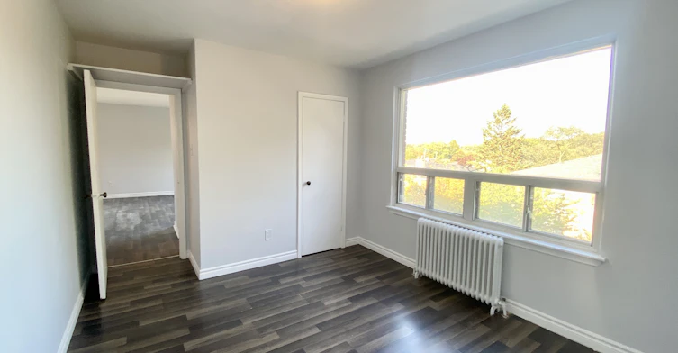 4-127 Scarlett Road, Toronto, ON, M6N 4K6 - 13