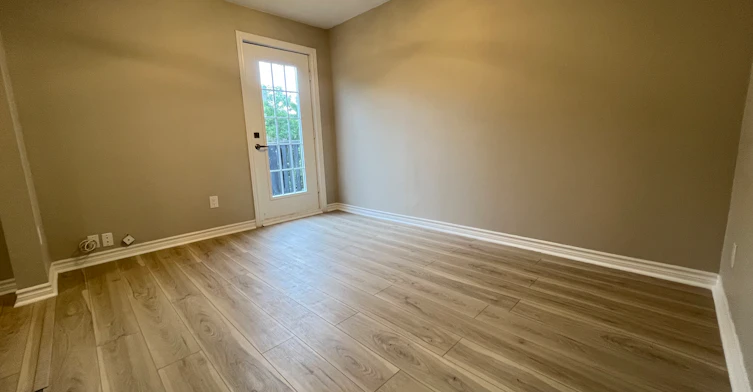 12 Senator Avenue, Hamilton, ON, L8L 1Z4 - 6