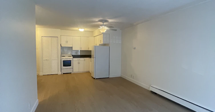 208-2228 Franklin Street, Vancouver, BC, V5L 1R9 - 2