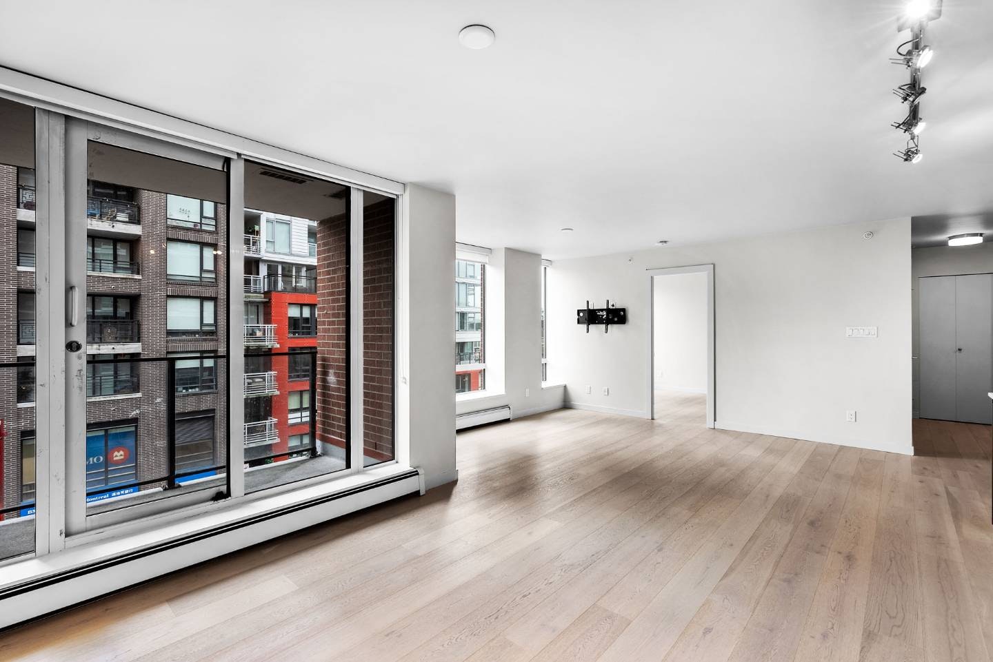 512-189 Keefer Street, Vancouver, BC, V6A 0C8 - 7