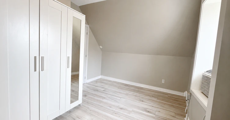 Unit 2-108 Kensington Avenue N, Hamilton, ON, L8L 7N2 - 19