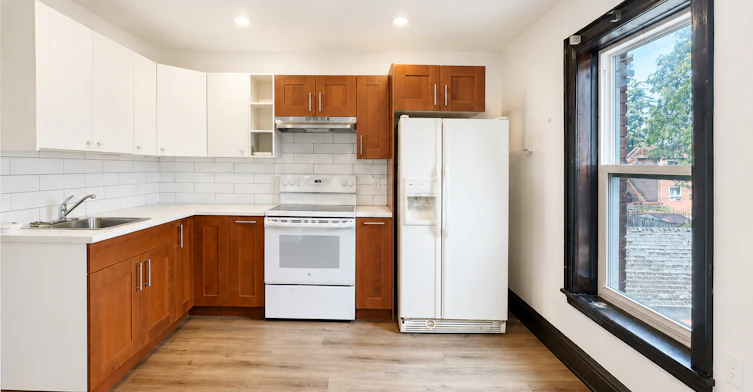 Unit 2-108 Kensington Avenue N, Hamilton, ON, L8L 7N2 - 13