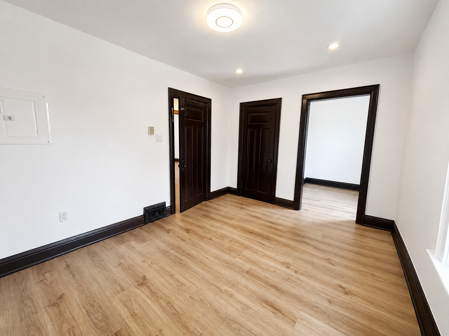 Unit 2-108 Kensington Avenue N, Hamilton, ON, L8L 7N2 - 7