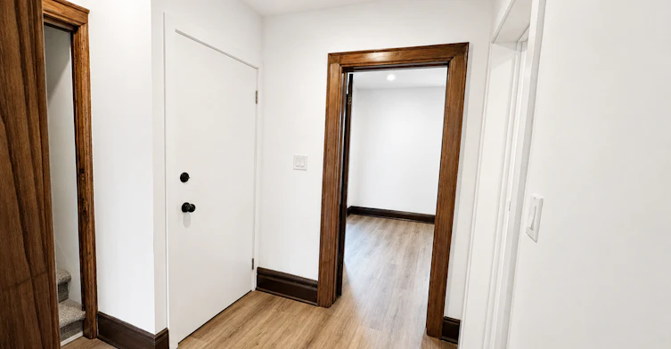 Unit 2-108 Kensington Avenue N, Hamilton, ON, L8L 7N2 - 4