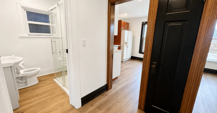 Unit 2-108 Kensington Avenue N, Hamilton, ON, L8L 7N2 - 3