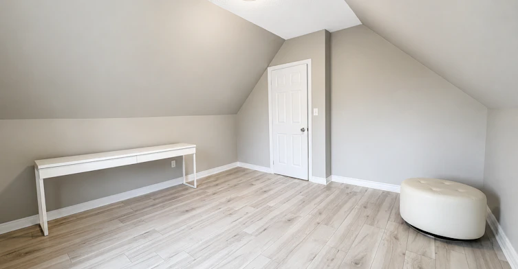 Unit 2-108 Kensington Avenue N, Hamilton, ON, L8L 7N2 - 23