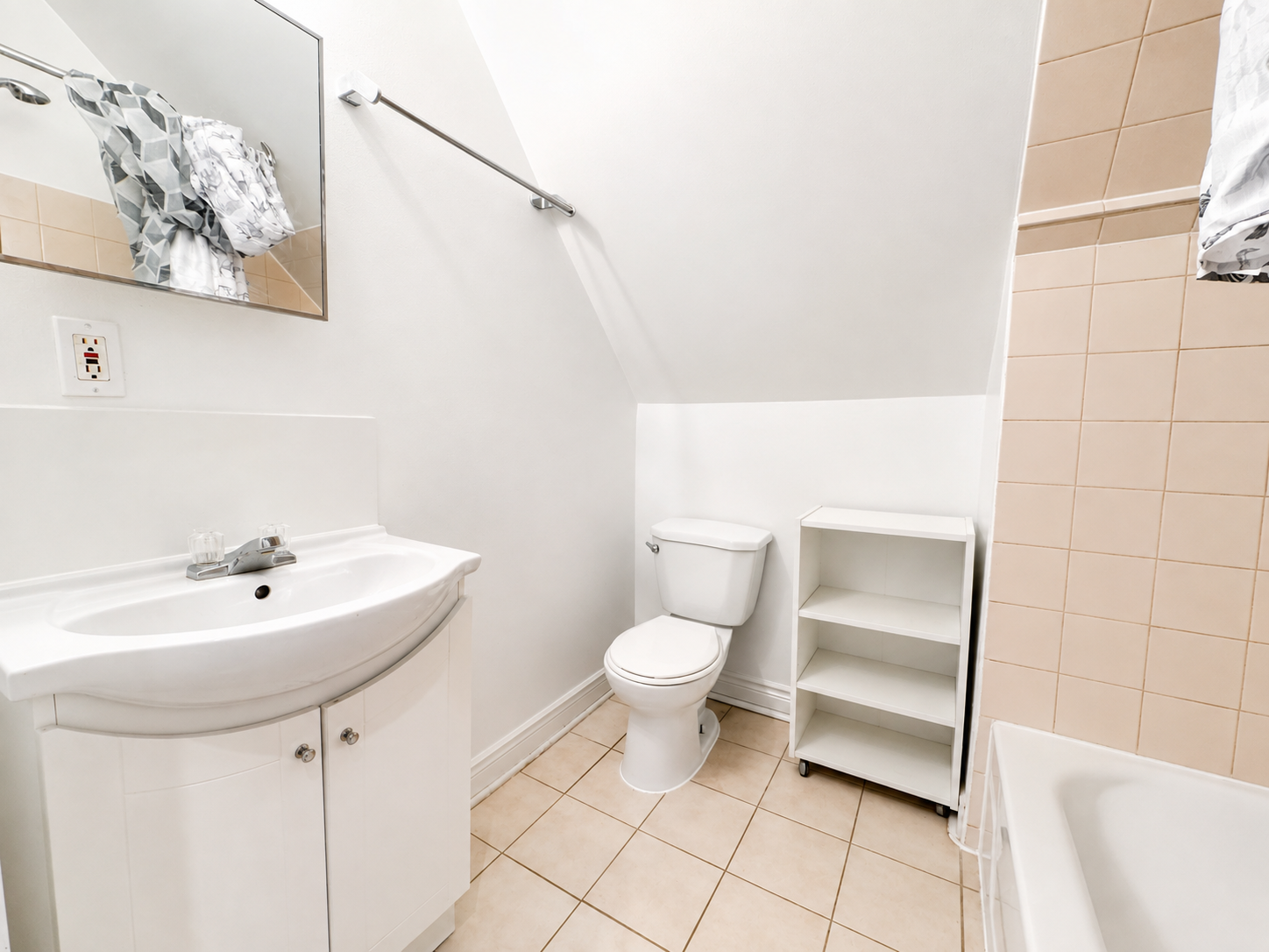 Unit 2-108 Kensington Avenue N, Hamilton, ON, L8L 7N2 - 21