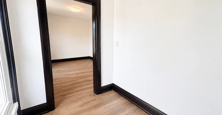 Unit 2-108 Kensington Avenue N, Hamilton, ON, L8L 7N2 - 9