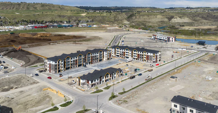 1115-348 Greystone Boulevard, Cochrane, AB, T4C 1C6 - 10