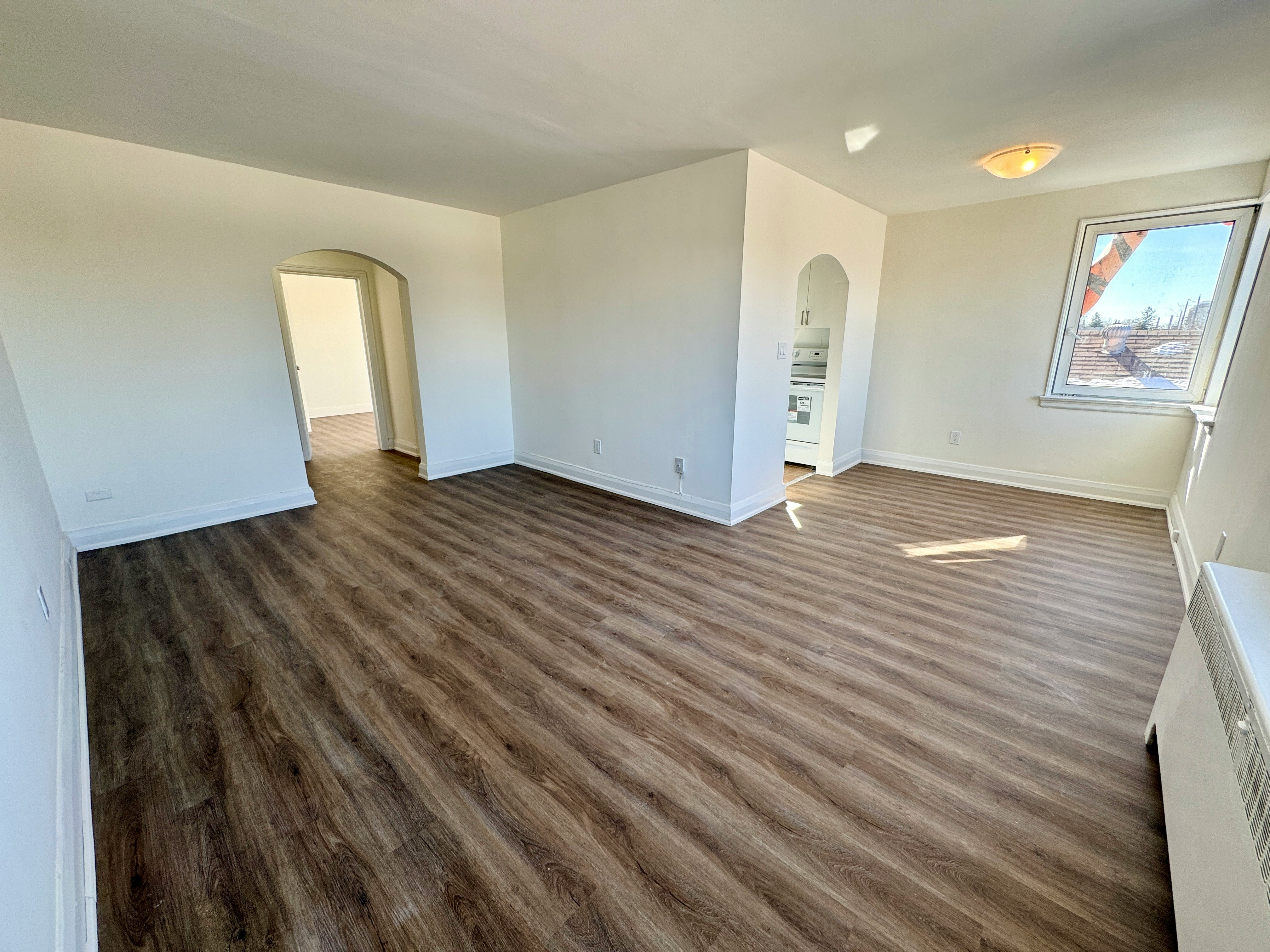 U302-36 Wood Glen Road, Toronto, ON, M1N 2V9 - 4