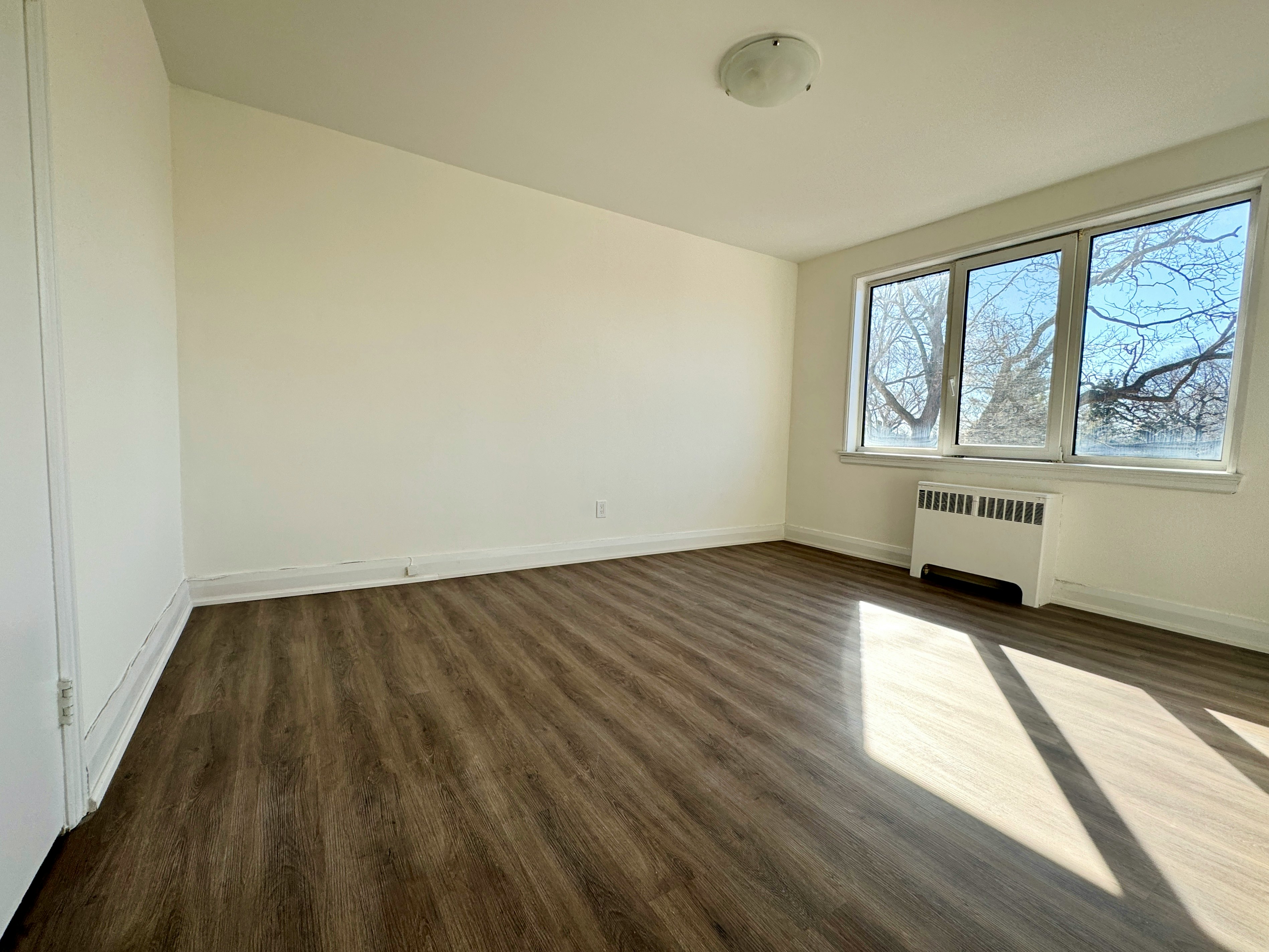 U302-36 Wood Glen Road, Toronto, ON, M1N 2V9 - 12