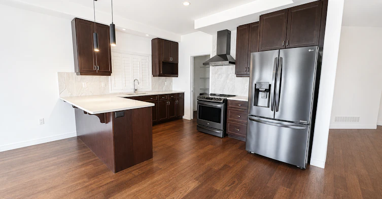 122 Greenwhich Avenue, Hamilton, ON, L8J 0L6 - 4