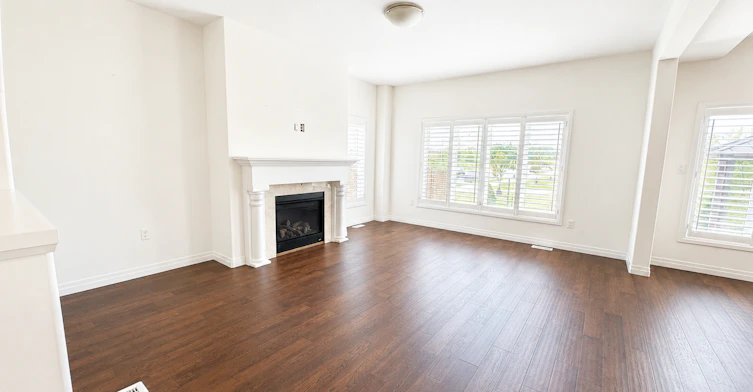 122 Greenwhich Avenue, Hamilton, ON, L8J 0L6 - 2