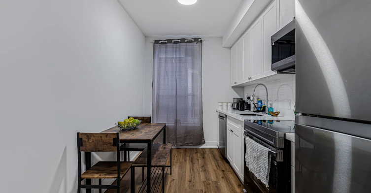 2-610 King Street E, Hamilton, ON, L8N 1E2 - 4