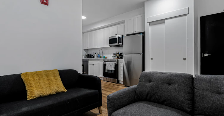 2-610 King Street E, Hamilton, ON, L8N 1E2 - 3