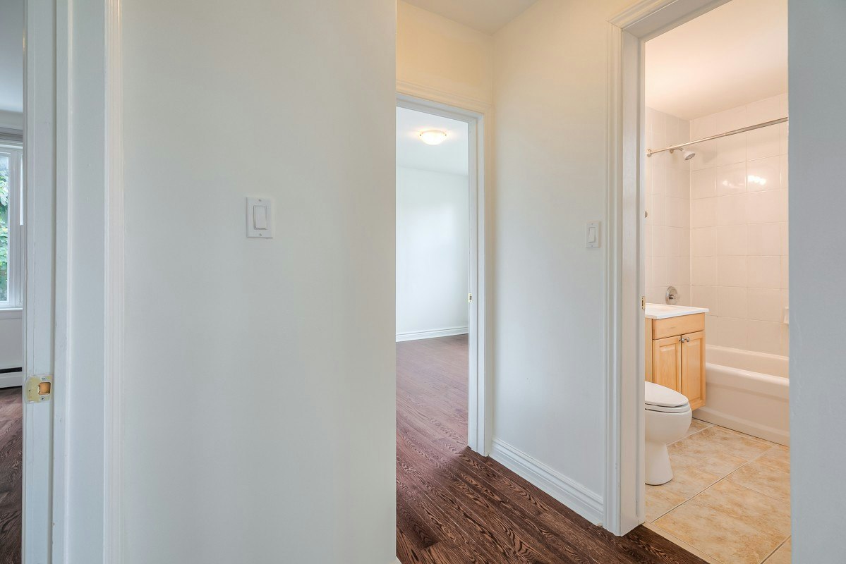 204-111 Craydon Road, Whitby, ON, L1N 2B5 - 13