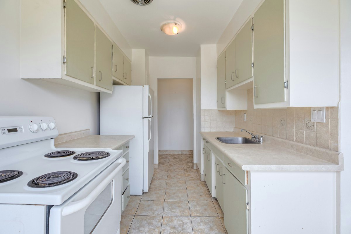 204-111 Craydon Road, Whitby, ON, L1N 2B5 - 6
