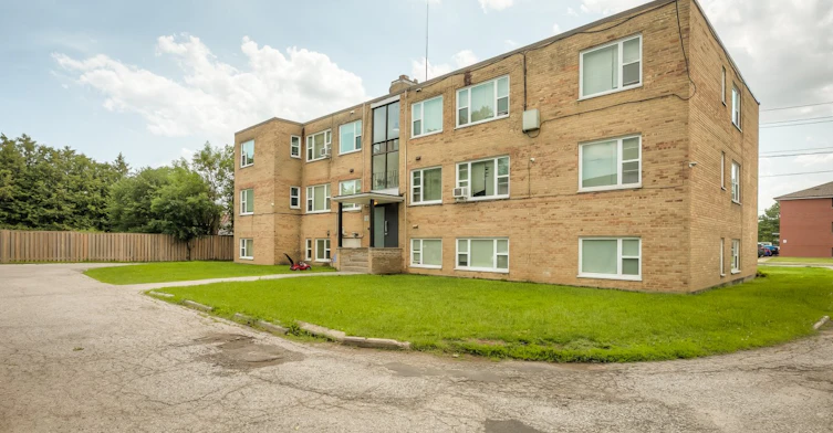 204-111 Craydon Road, Whitby, ON, L1N 2B5 - 17