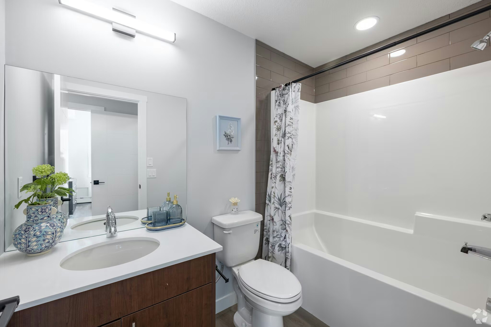 U1106-348 Greystone Boulevard, Cochrane, AB, T4C 2B8 - 8