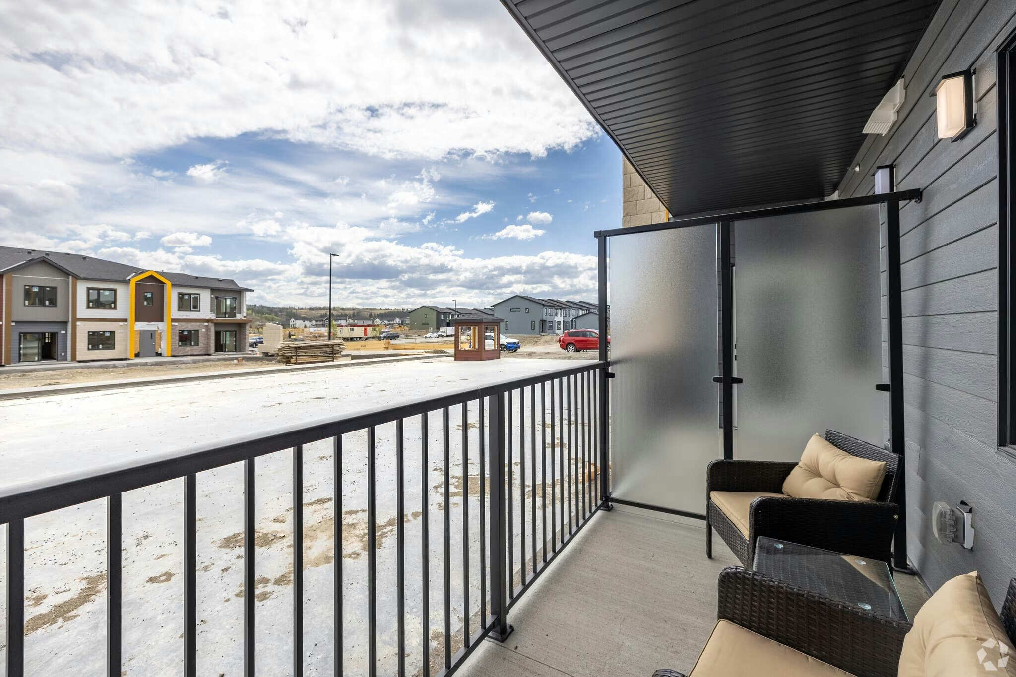 U1106-348 Greystone Boulevard, Cochrane, AB, T4C 2B8 - 4