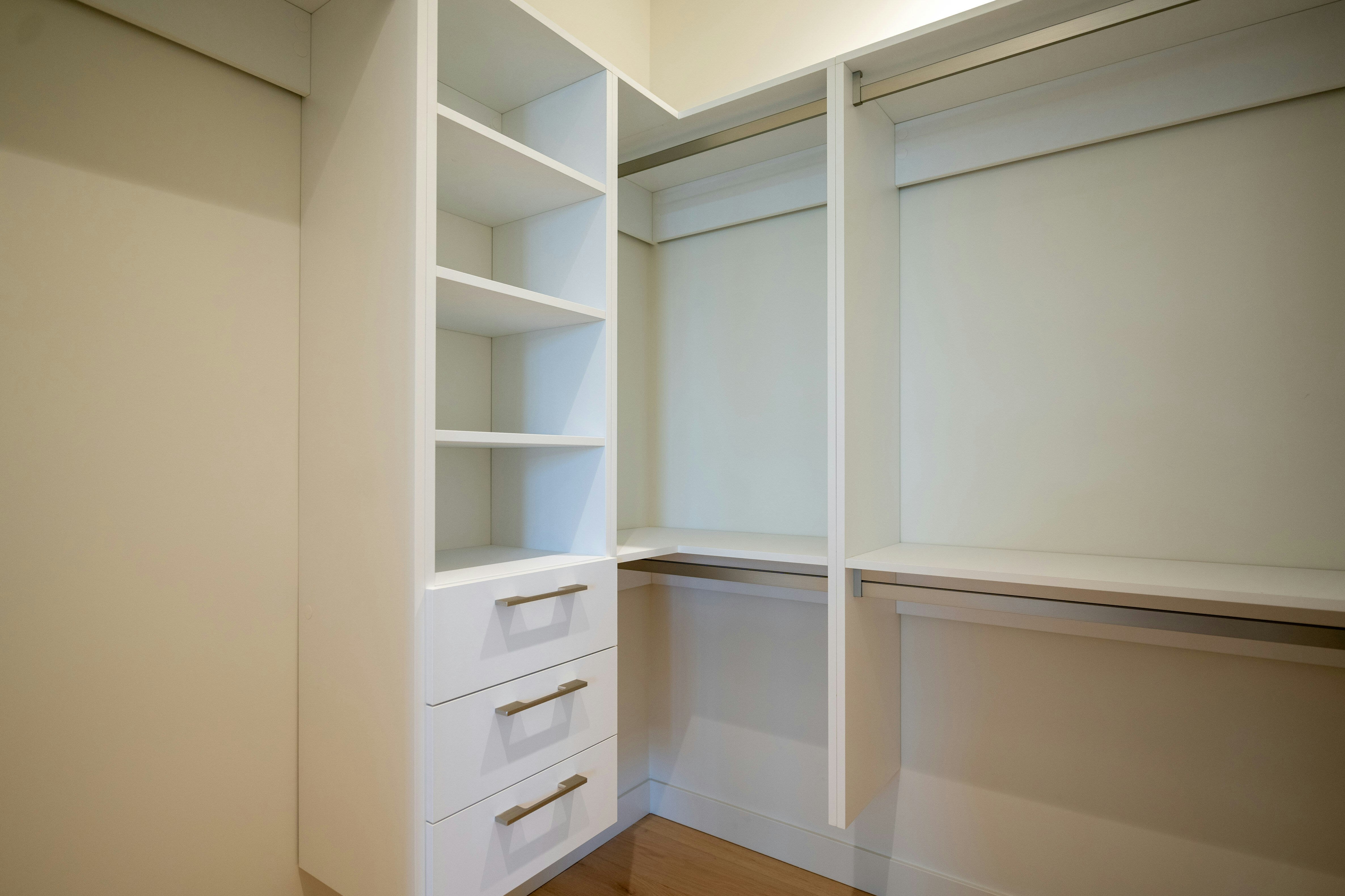 703-777 Harbour Way, North Vancouver, BC, V7P 0G2 - 27