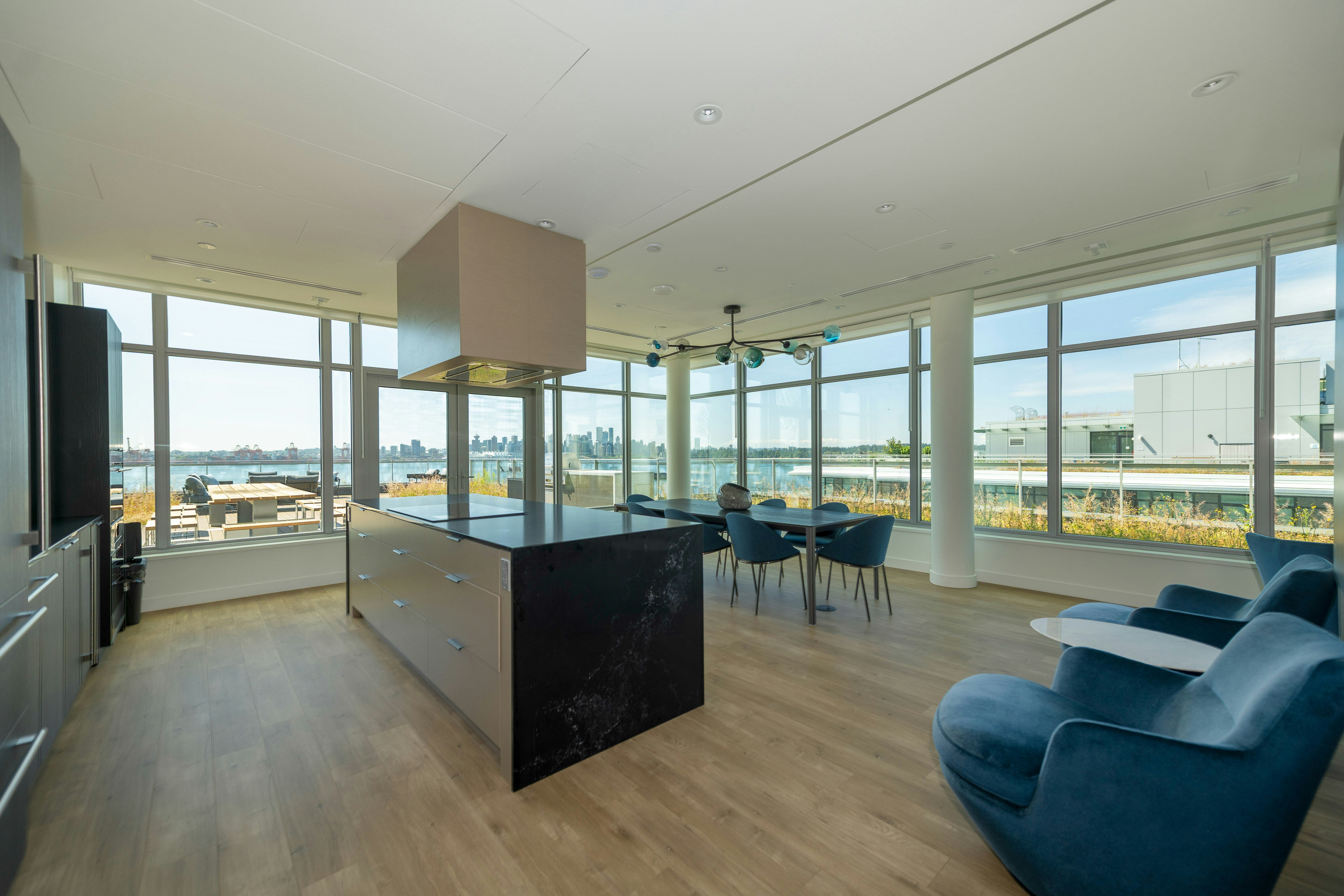 703-777 Harbour Way, North Vancouver, BC, V7P 0G2 - 39