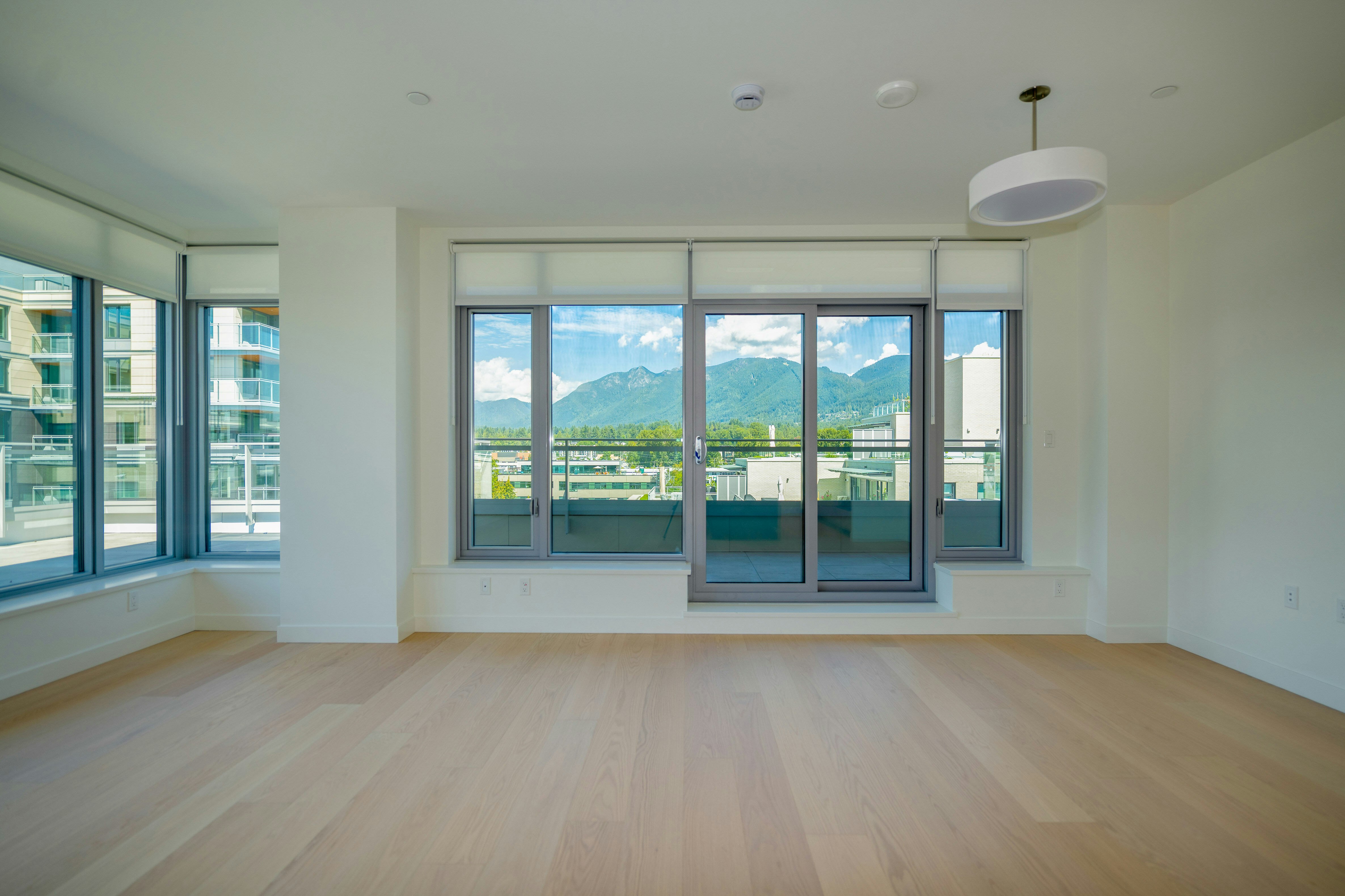 703-777 Harbour Way, North Vancouver, BC, V7P 0G2 - 18