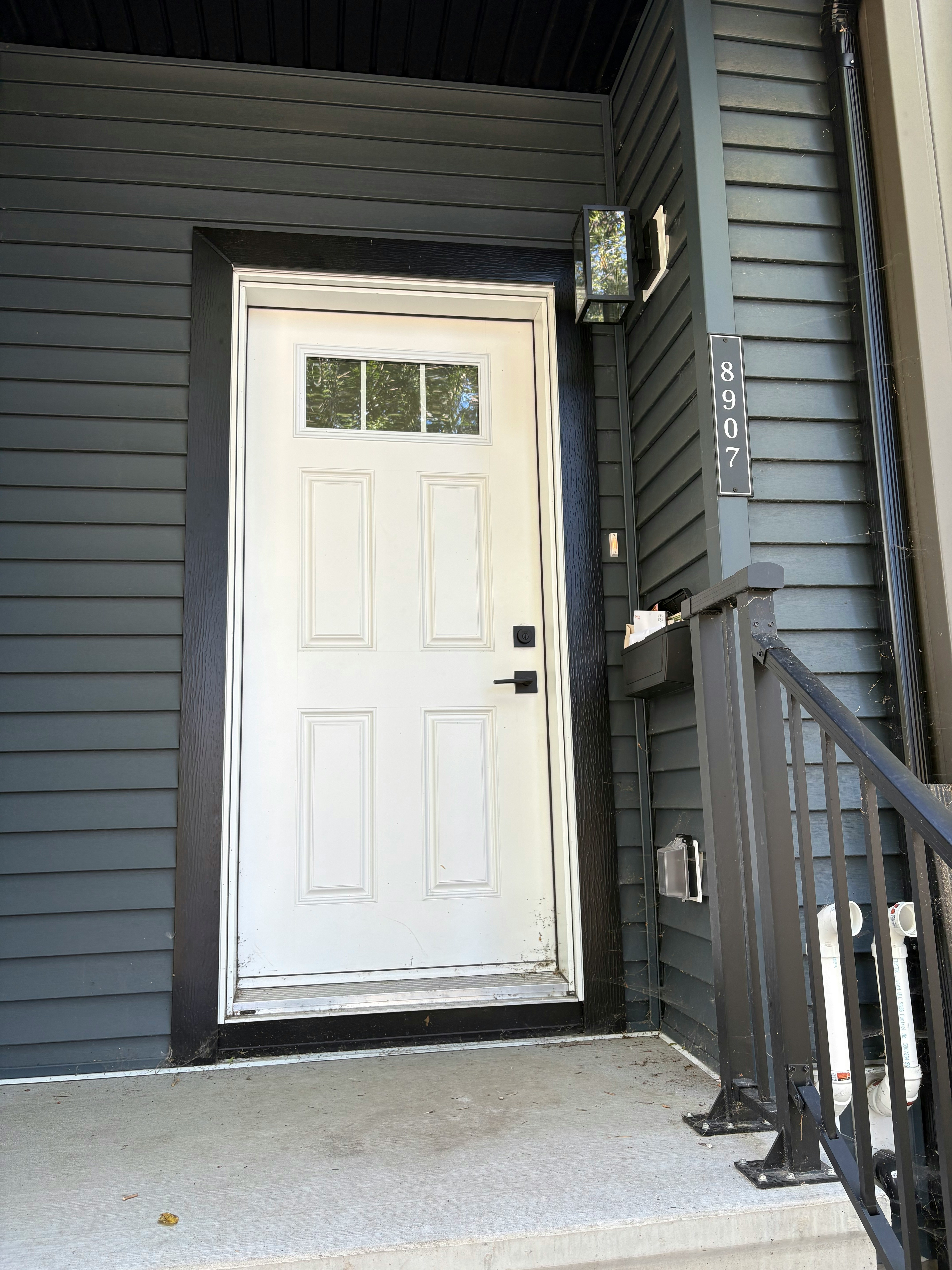 8903 123 Avenue Northwest, Edmonton, AB, T5B 3W6 - 11