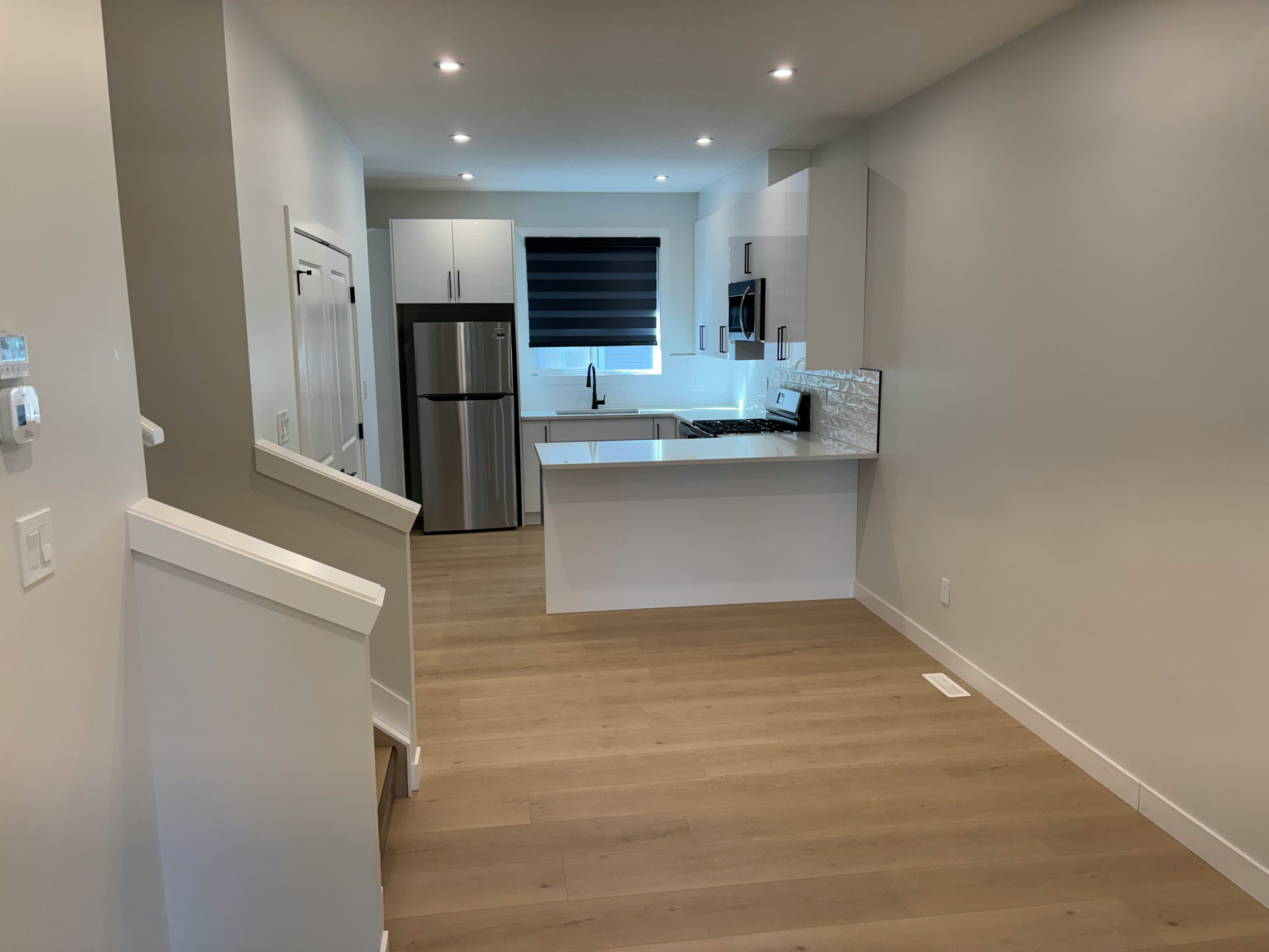8903 123 Avenue Northwest, Edmonton, AB, T5B 3W6 - 3