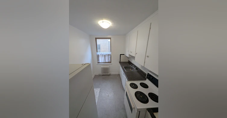 208-2309 Lake Shore Boulevard W, Toronto, ON, M8V 1A6 - 4