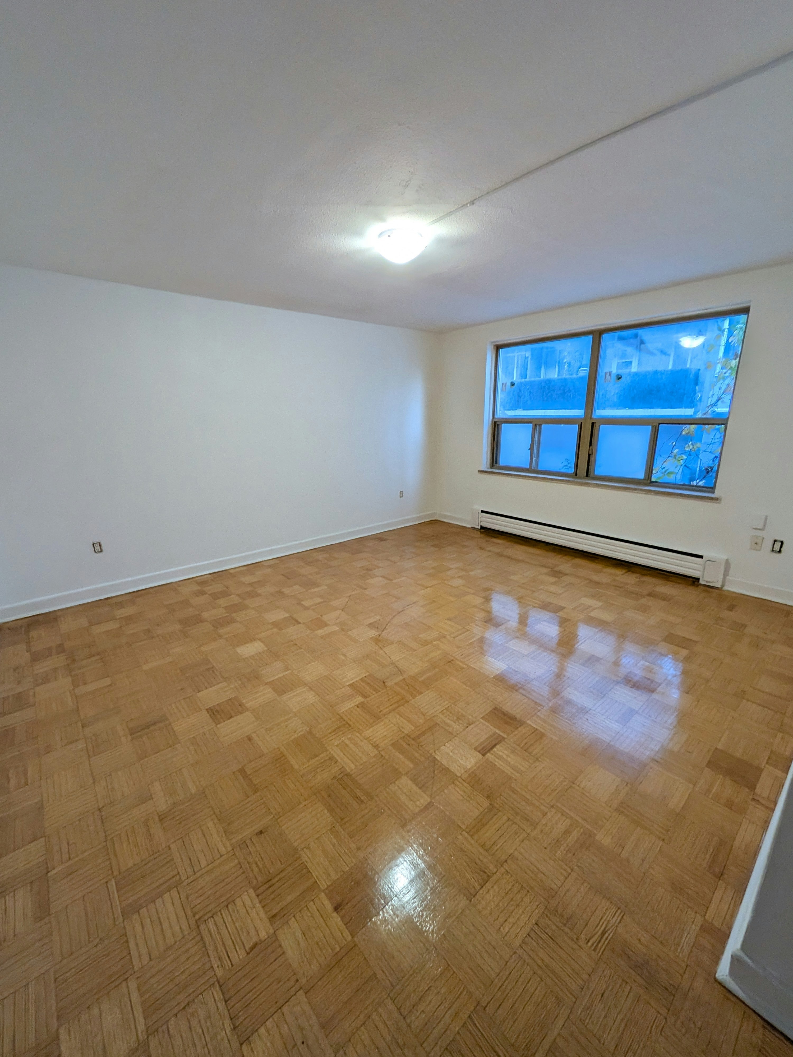 208-2309 Lake Shore Boulevard W, Toronto, ON, M8V 1A6 - 3