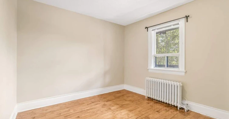 Upper-634 Vaughan Road, Toronto, ON, M6E 2Y3 - 7