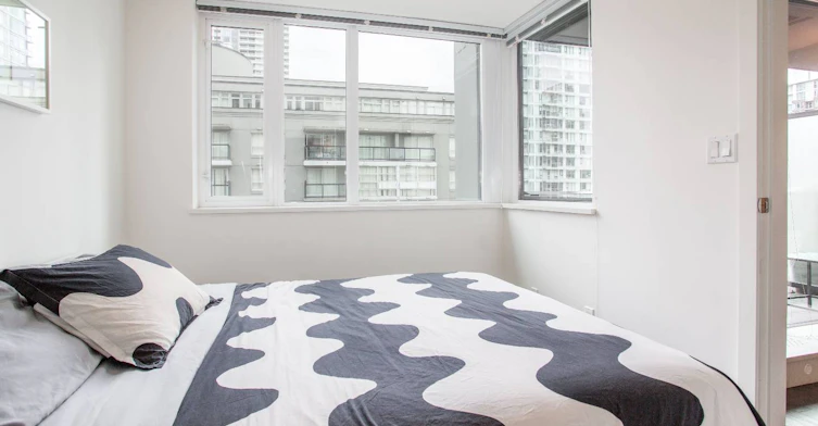 907-1325 Rolston Street, Vancouver, BC, V6B 0M2 - 7