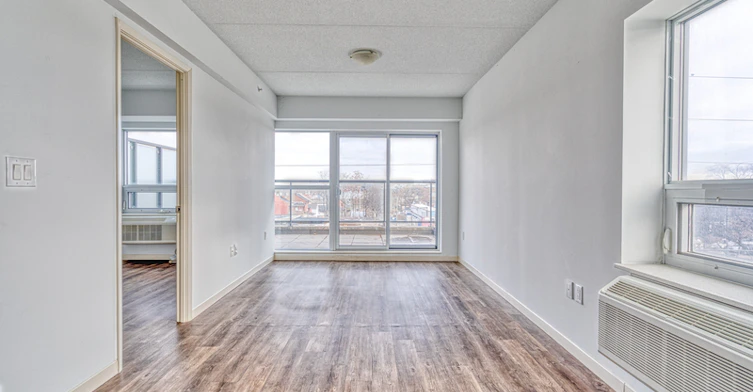220 Cannon Street E, Hamilton, ON, L8L 2B1