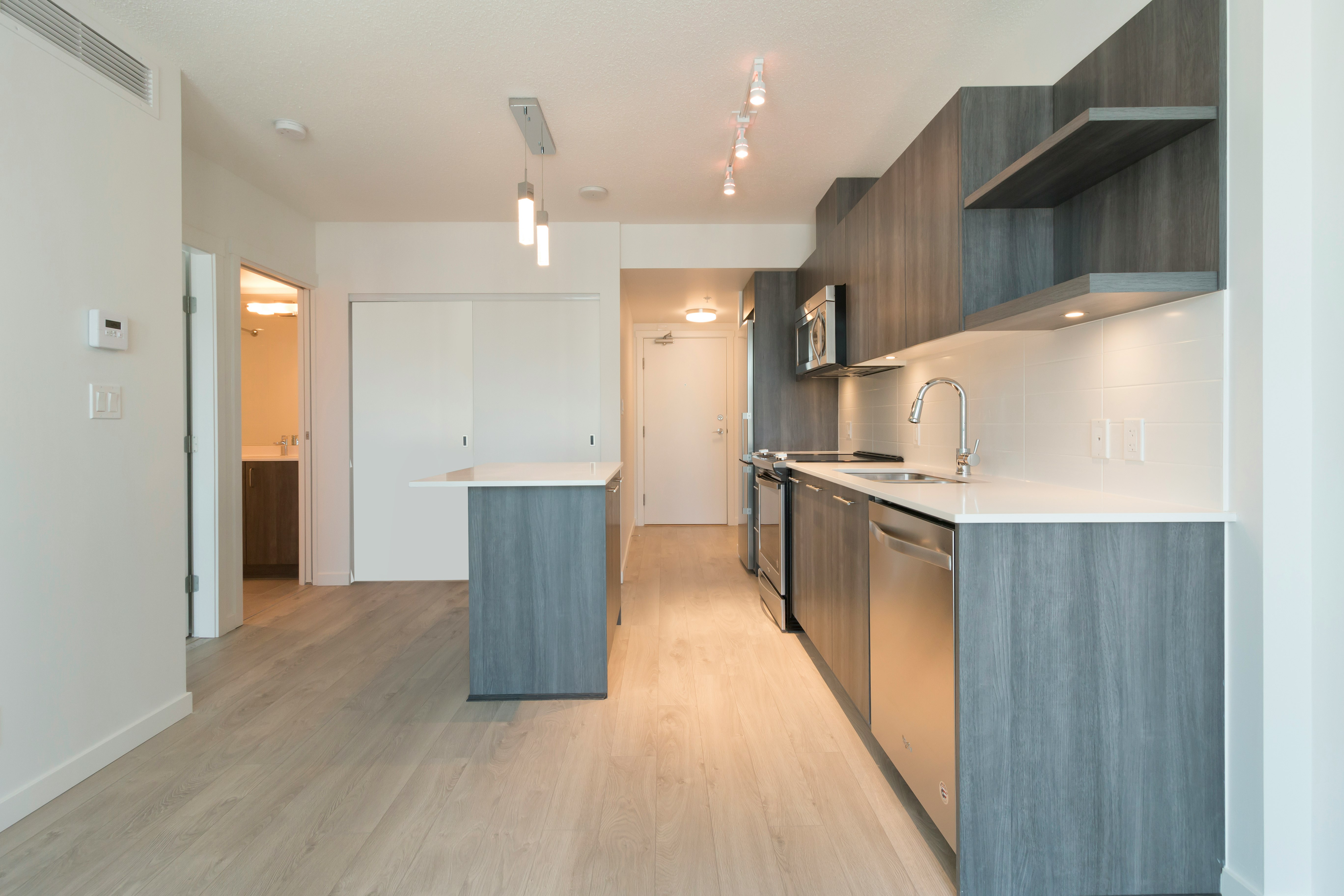 2910-685 Pacific Boulevard, Vancouver, BC, V6B 0R4 - 2