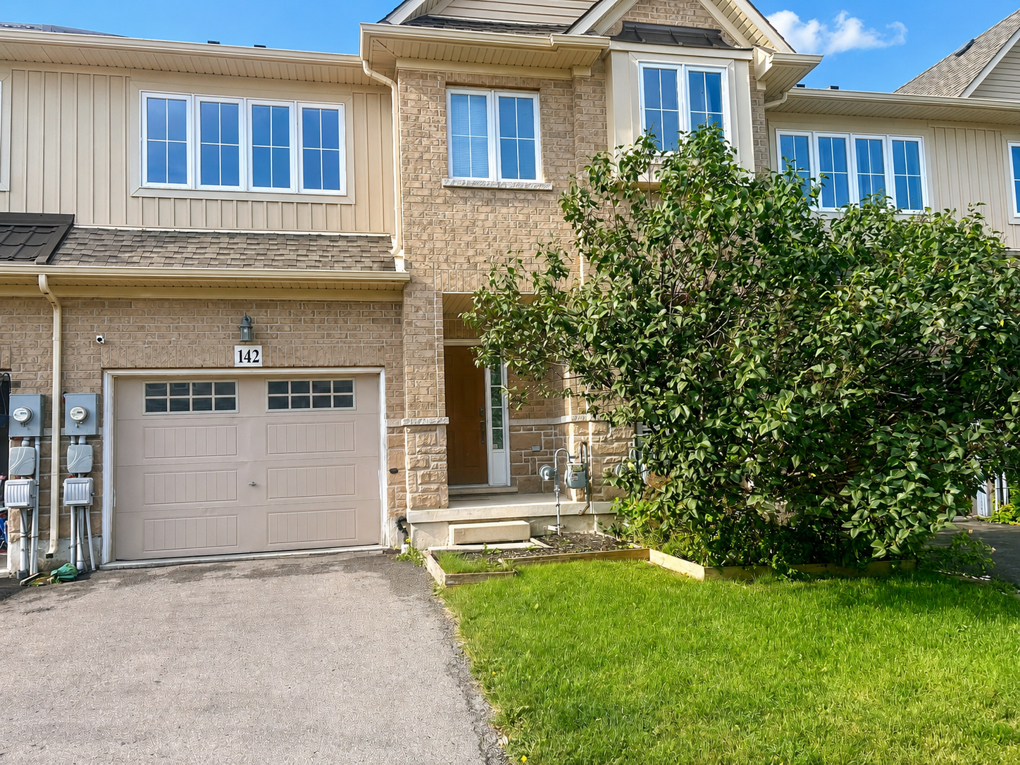 142 Palacebeach Trail, Hamilton, ON, L8E 0C3