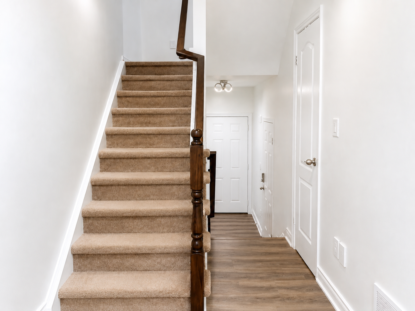 142 Palacebeach Trail, Hamilton, ON, L8E 0C3 - 5