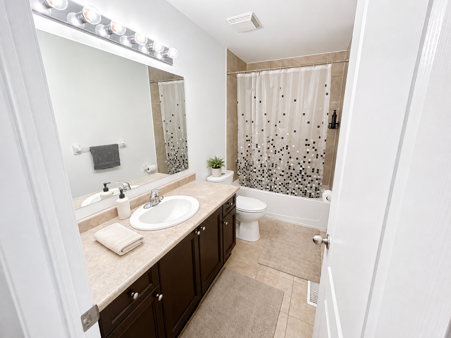 142 Palacebeach Trail, Hamilton, ON, L8E 0C3 - 14
