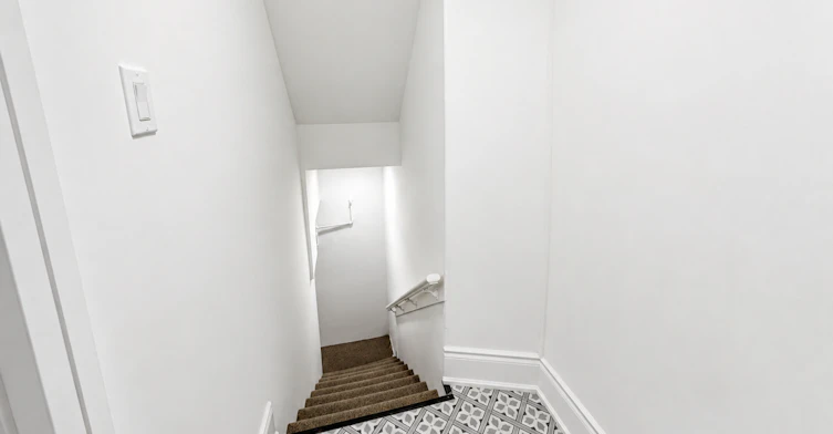 16 West Avenue South, Hamilton, ON, L8N 2S1 - 21