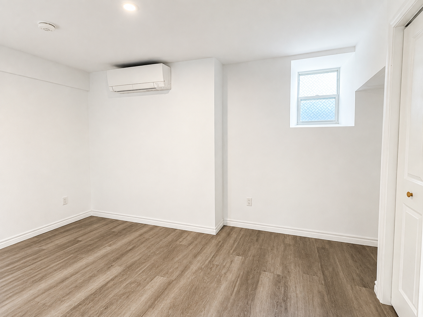 16 West Avenue South, Hamilton, ON, L8N 2S1 - 16