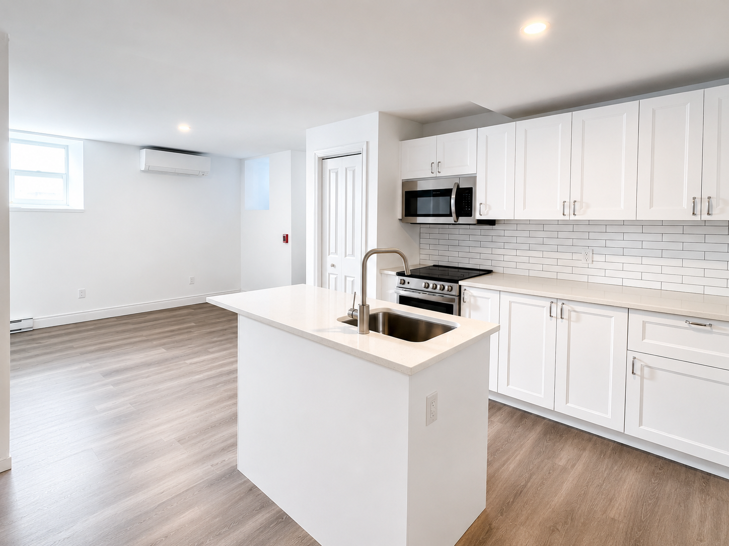 16 West Avenue South, Hamilton, ON, L8N 2S1 - 7