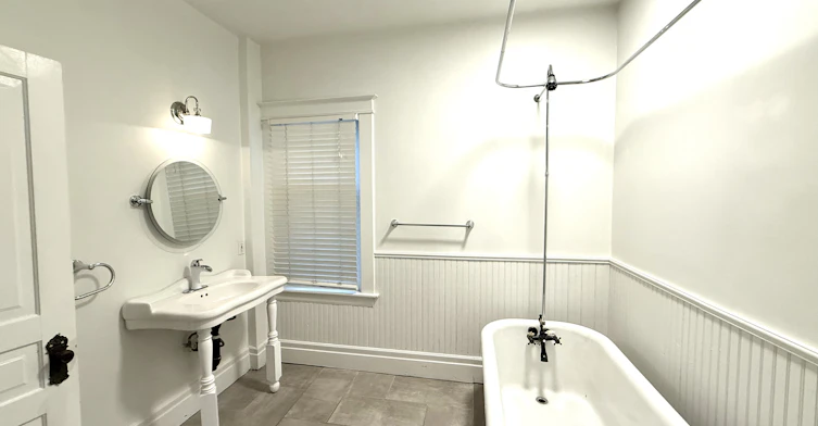 21 Centre Street, St. Catharines, ON, L2R 3A6 - 9