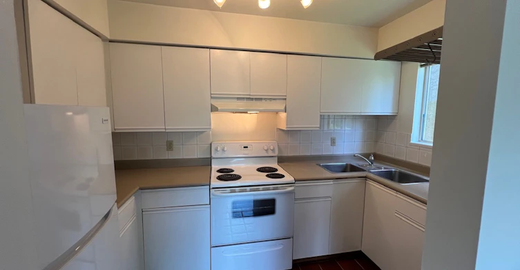 315, West 13th Avenue, Vancouver, BC, V5Y 1W2