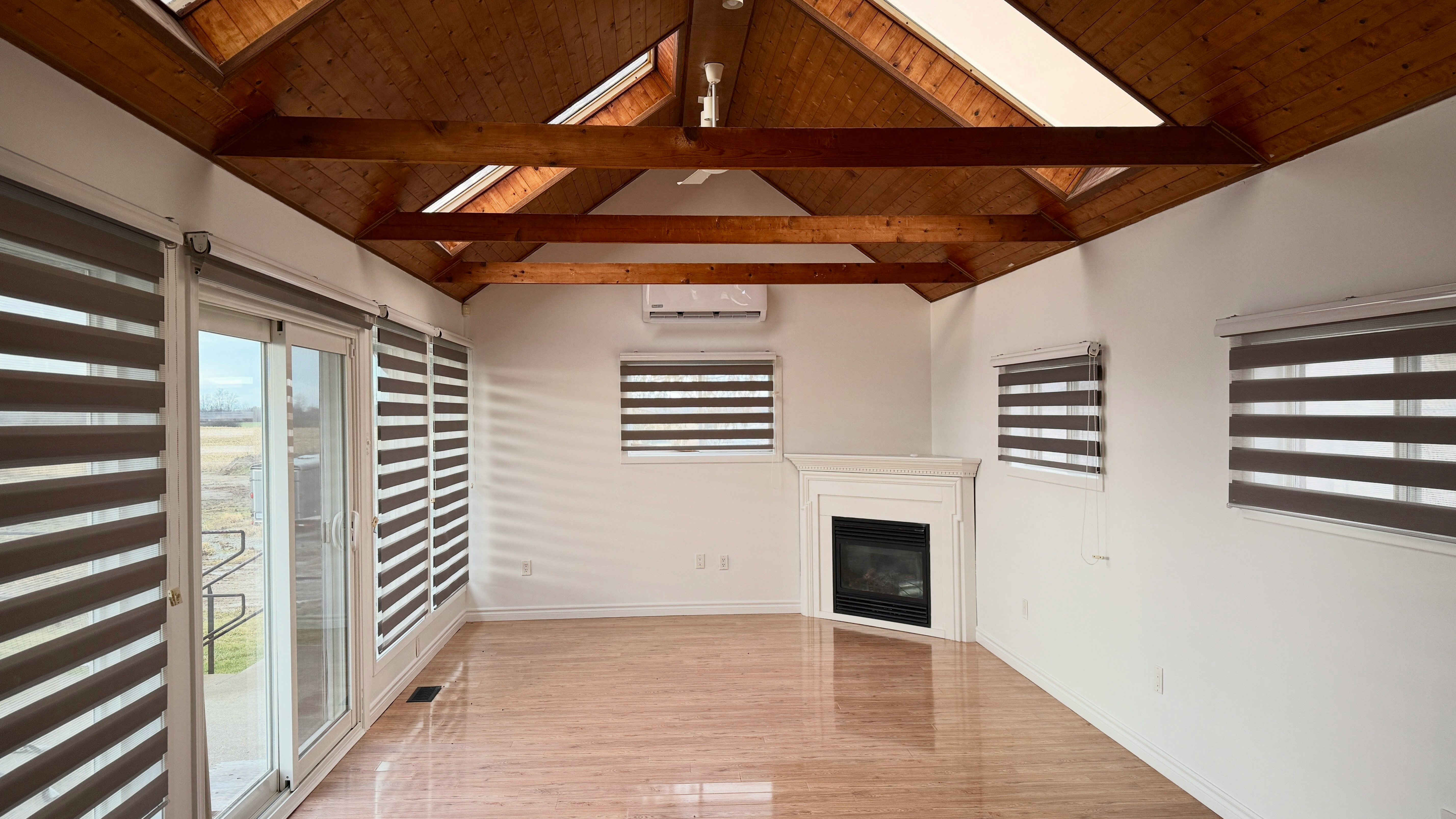 3260 Ferris Road, Hamilton, ON, L0R 1W0 3