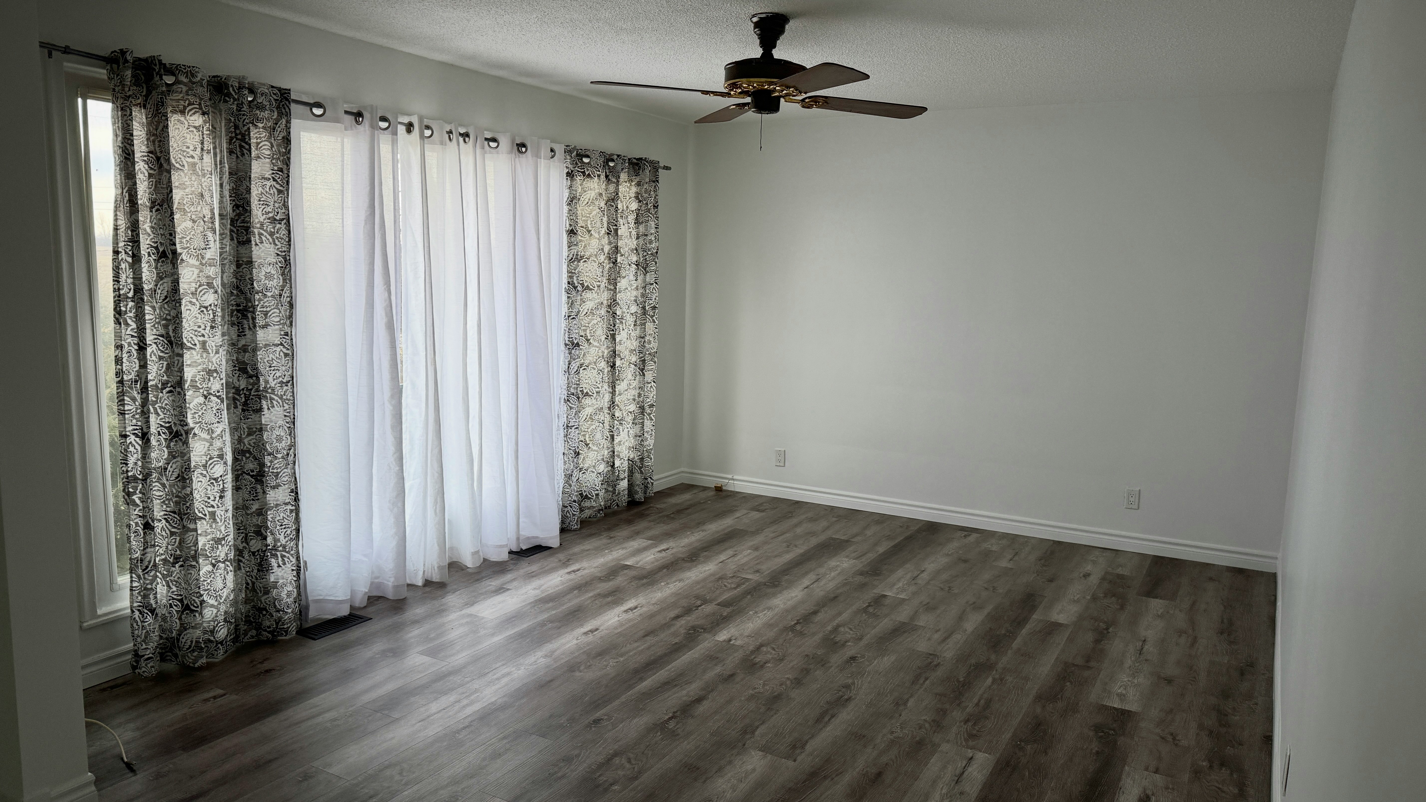 3260 Ferris Road, Hamilton, ON, L0R 1W0 5