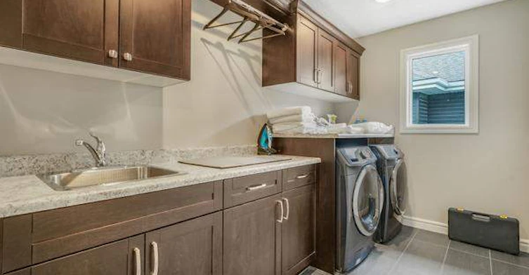 671 180 Street Southwest, Edmonton, AB, T6W 0S2 - 9